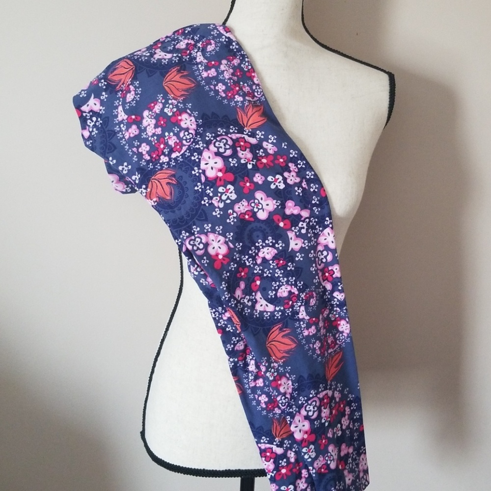 EUC LuLaRoe Paisley TC leggings